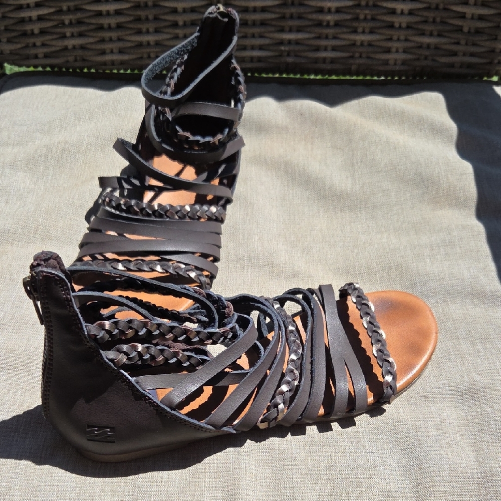 Billabong Brown Braided Gladiator Sandals